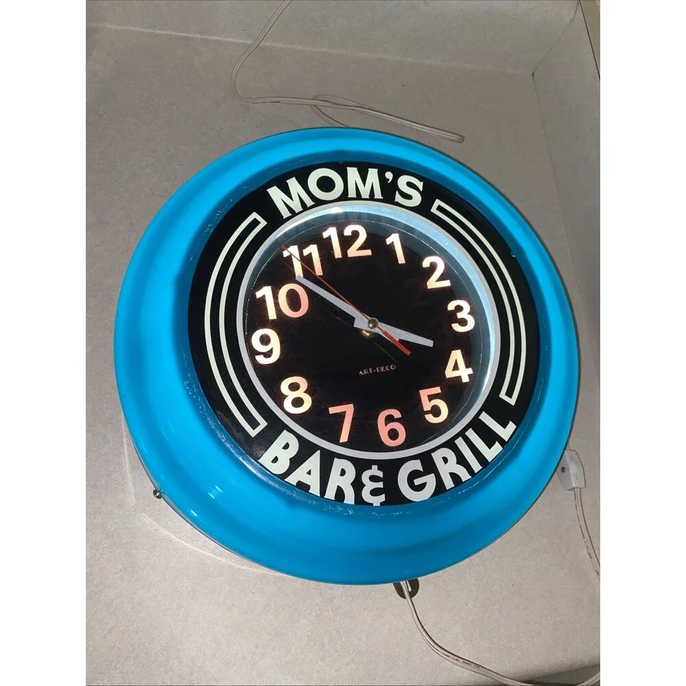 Vintage Mom Bar And Grill Light Clock 14